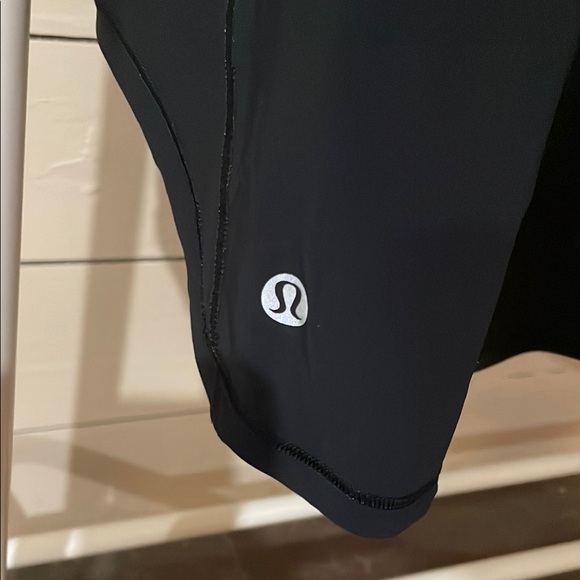 Black Scoop Neck Sleeveless Tank Top with Cut Out Detail - Picture 2 of 3